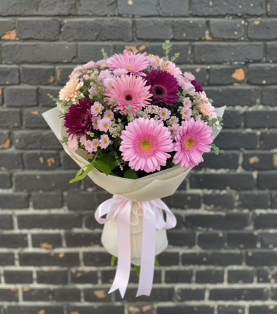 Букет цветов из: Герберы и Хризантемы в Полесске
