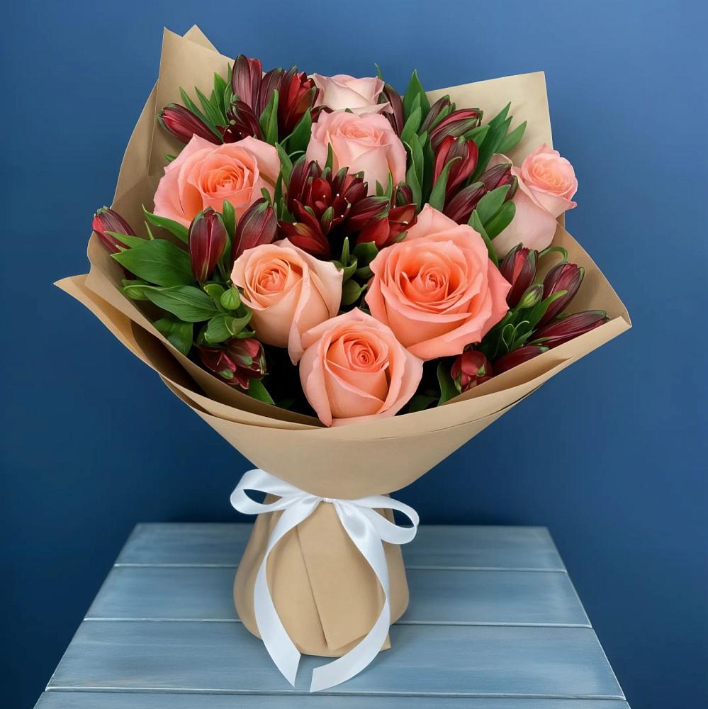 Букет цветов из: Розы и Альстромерии в Полесске