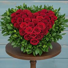 Цветочная композиция из Розы в виде сердца в Полесске