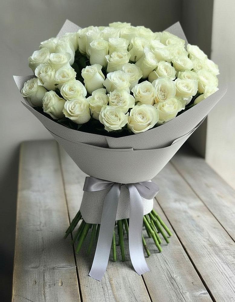Букет 35 Белых роз в Полесске