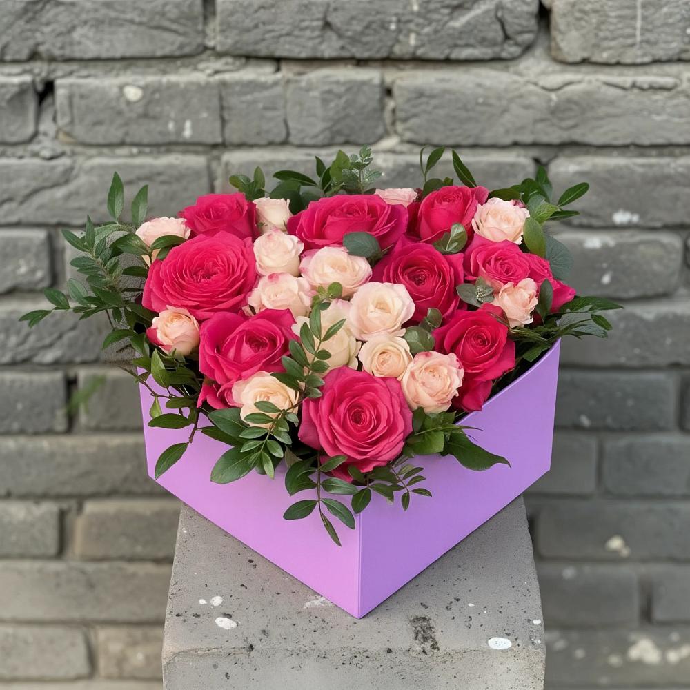 Цветочная композиция из Розы в коробке в Полесске