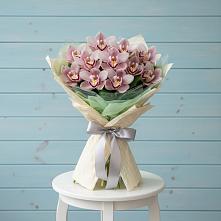 Букет цветов из:  Орхидеи и Розы в Полесске
