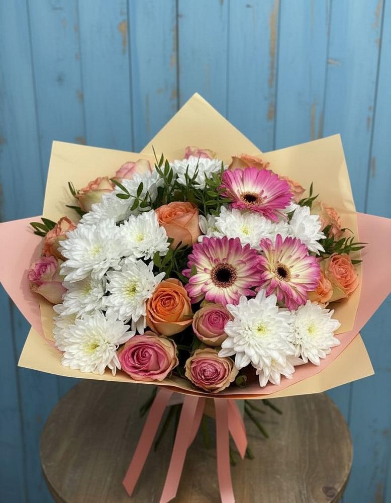 Букет цветов из: Розы, Герберы и Хризантемы в Полесске