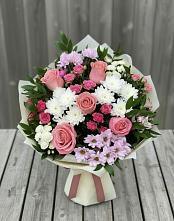 Букет цветов из:  Альстромерии, Гвоздики, Розы и Хризантемы в Полесске