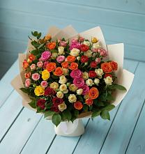 Букет Микс из разноцветных кустовых роз в Полесске