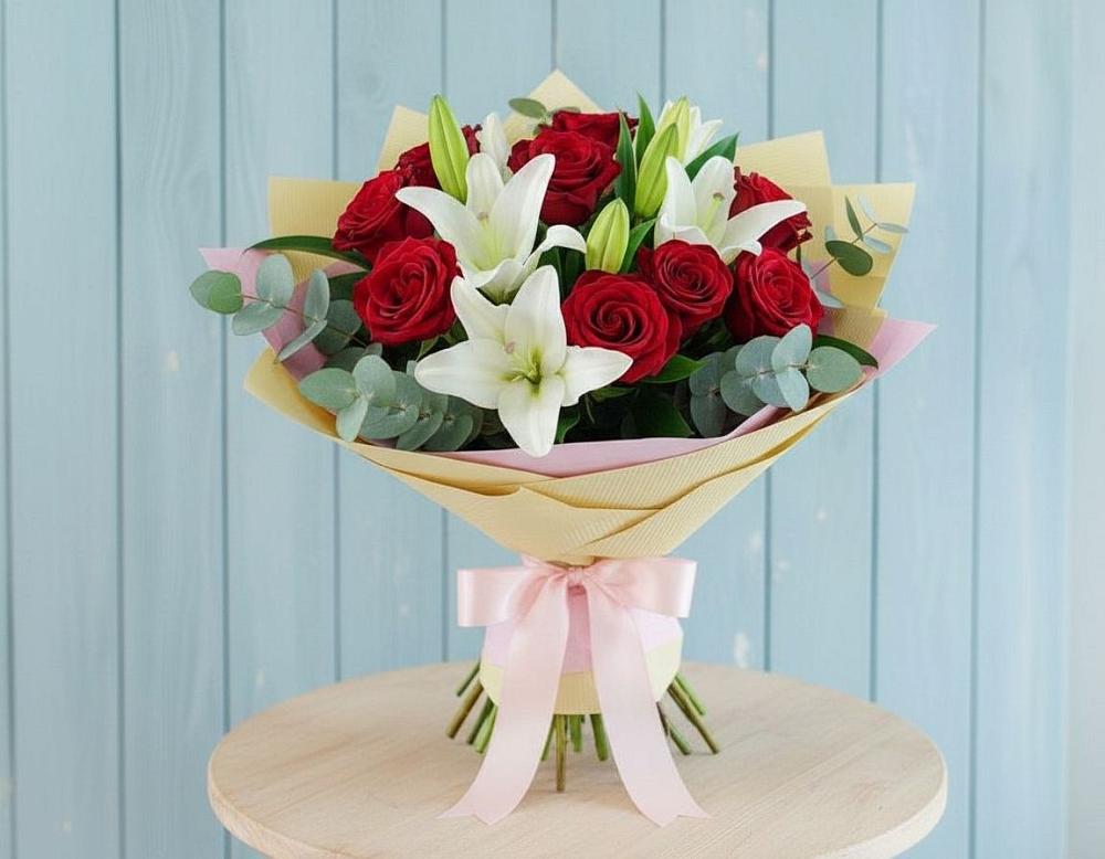 Букет цветов из: Лилии и Розы в Полесске
