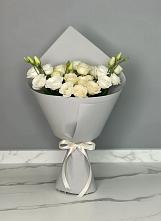 Букет цветов из:  Розы и Лизиантусы в Полесске